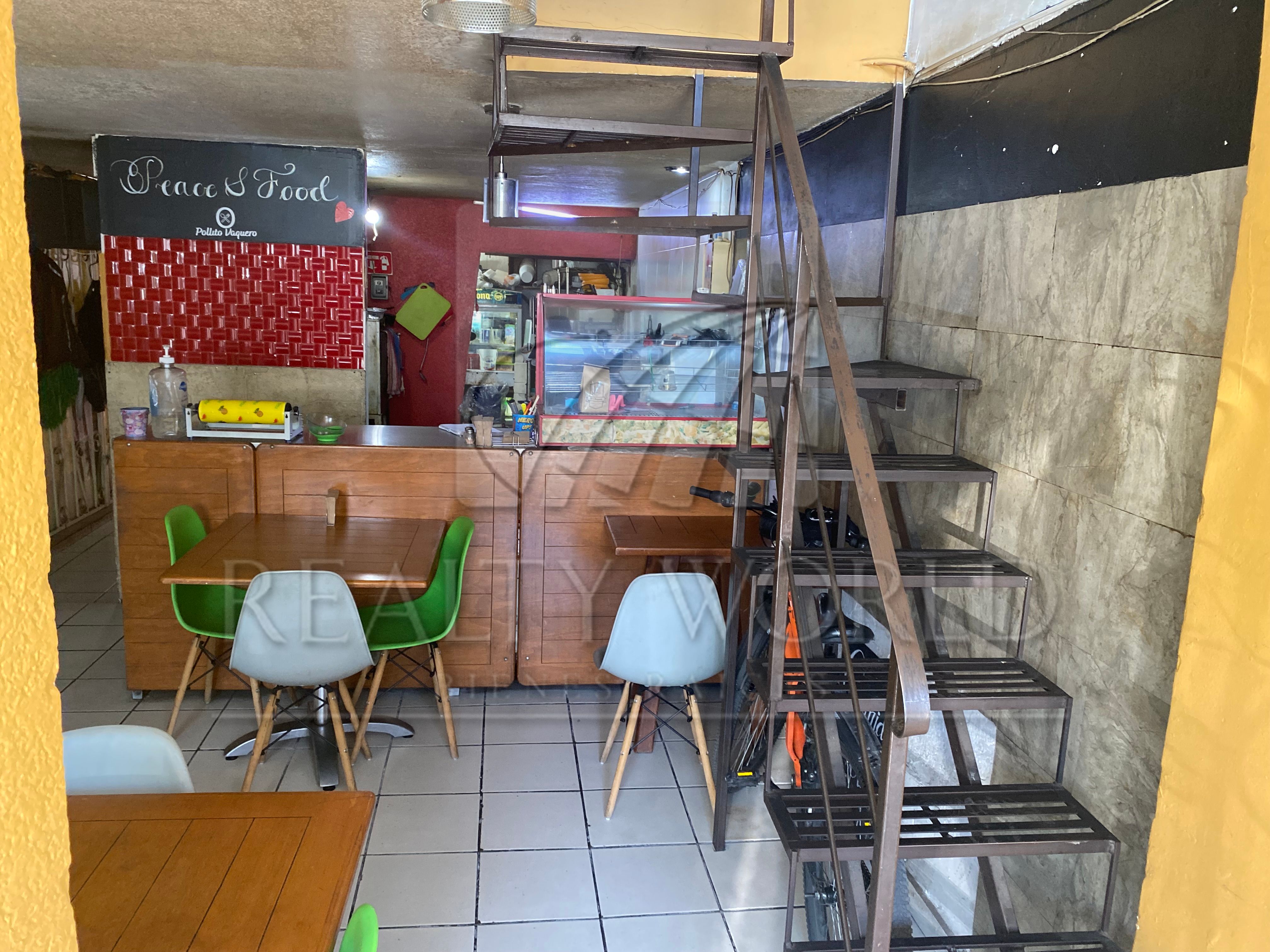Edificio Mixto en Venta en Electricistas Locales