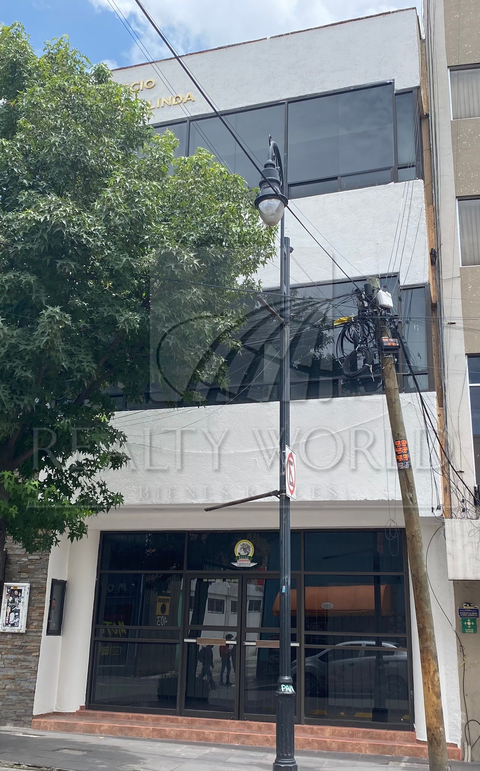 Edificio de Oficinas en Renta en Centro