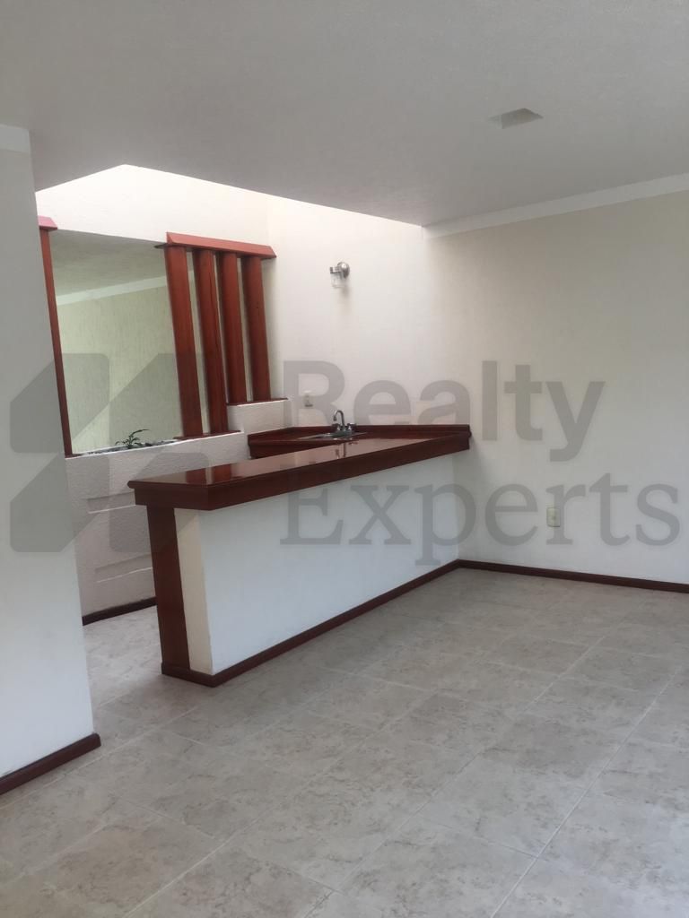 Casa en Renta en San Salvador Tizatlalli