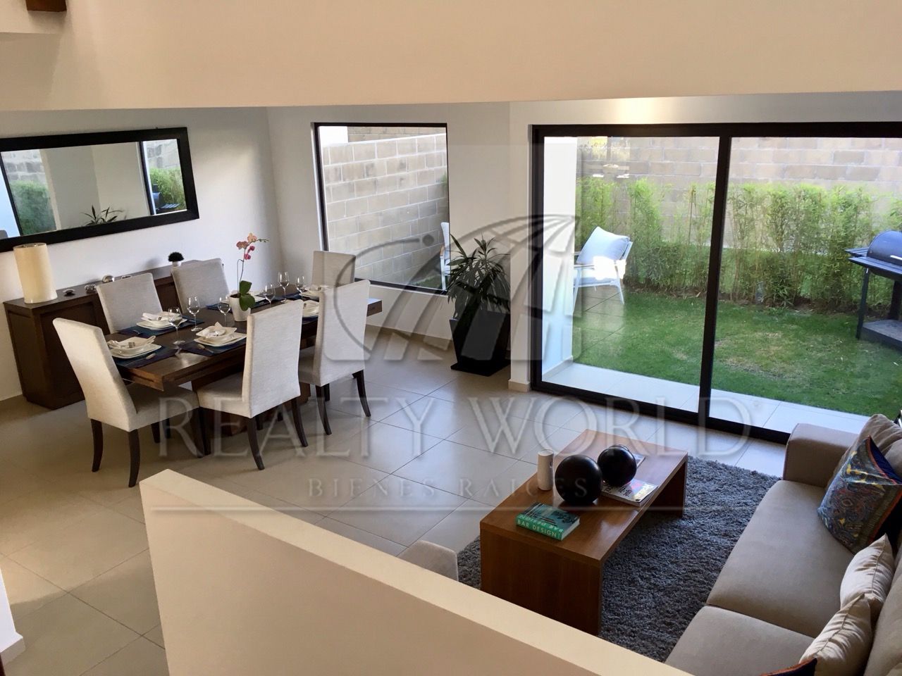 Casa en Venta en Vista Bosques