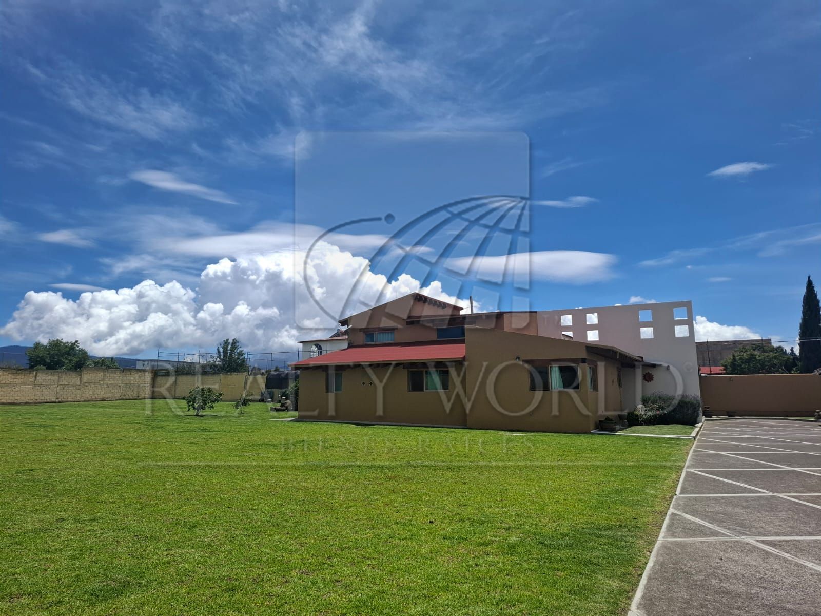 Casa en Venta en Cacalomacan