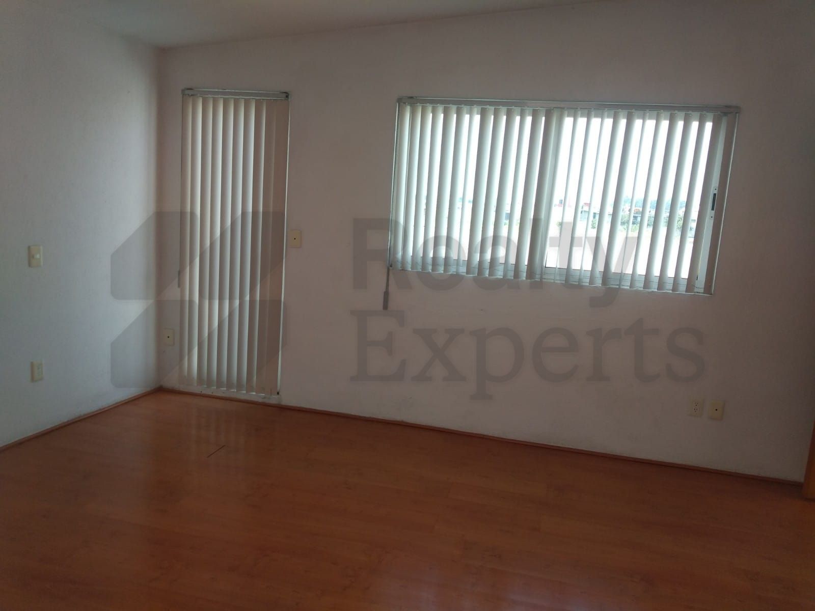 Casa en Renta en San Salvador Tizatlalli