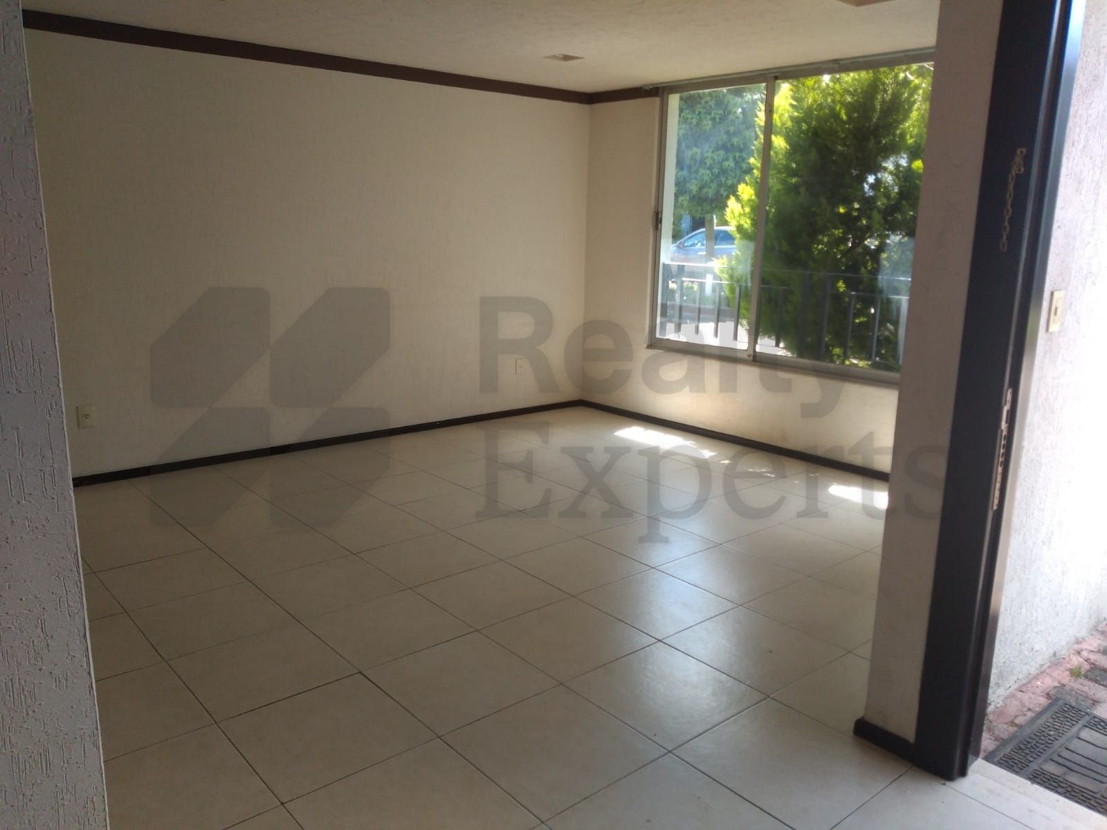 Casa en Renta en San Salvador Tizatlalli