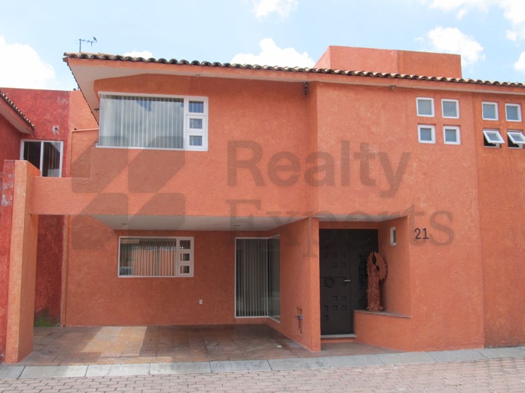 Casa en Renta en San Salvador Tizatlalli