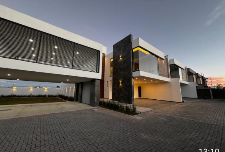 Casa en Venta en Santa María Magdalena Ocotitlán