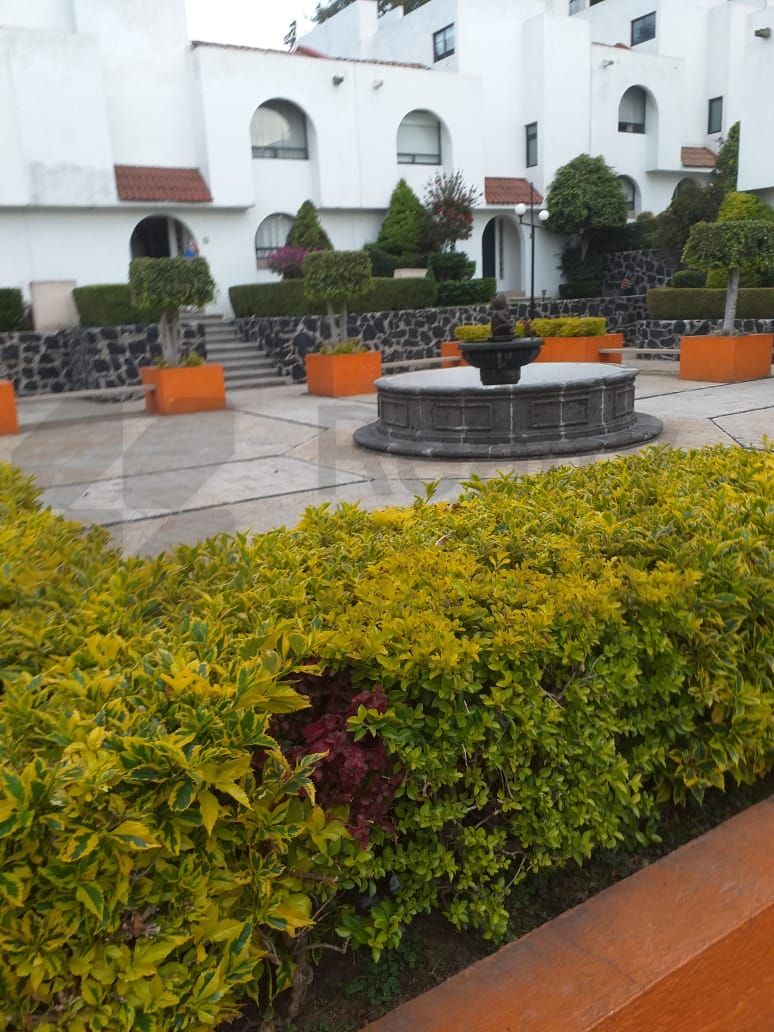 Casa en Renta en Villa de las Lomas