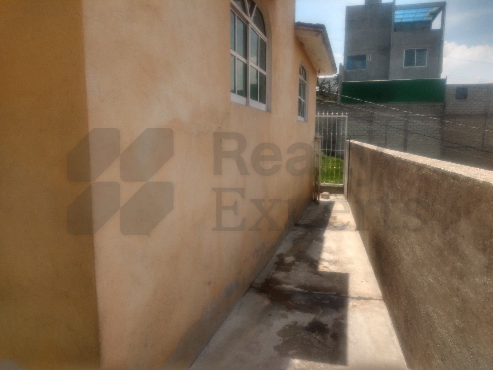 Casa en Venta en San Miguel Apinahuizco