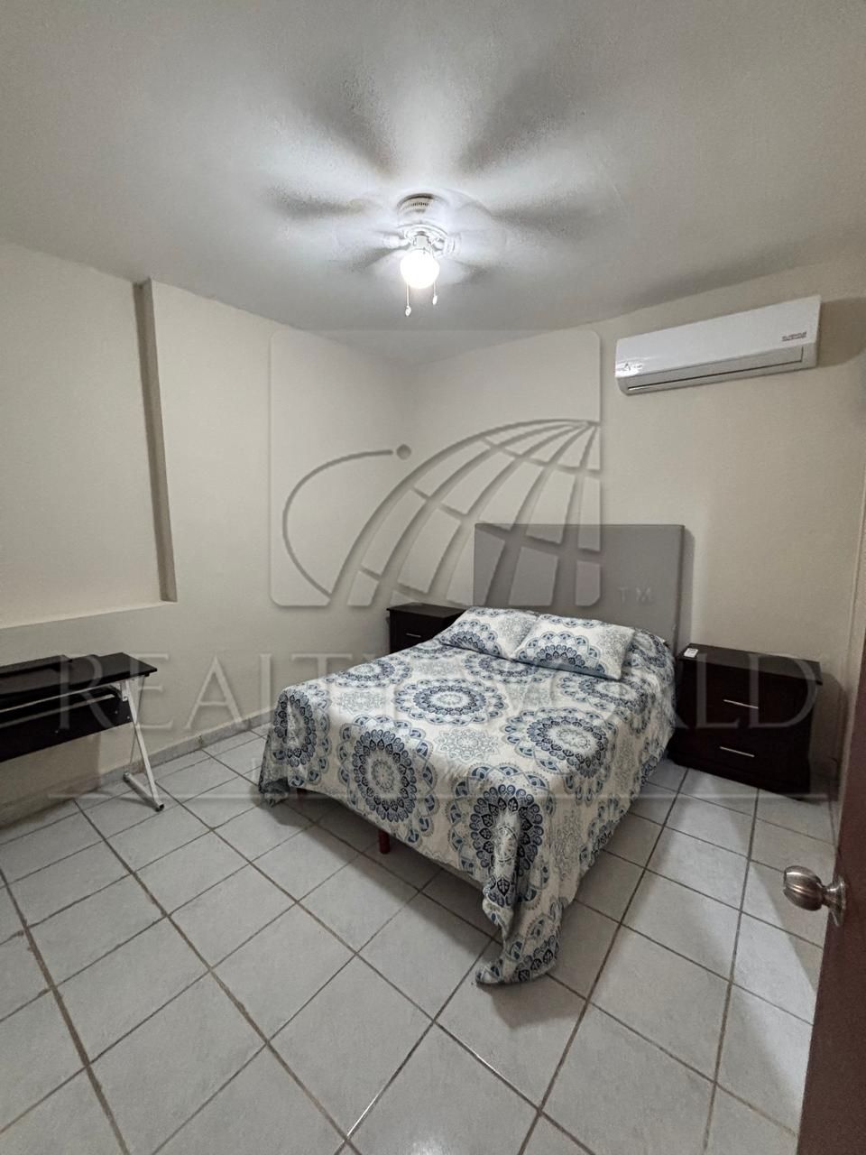 Departamento en Renta en Los Pinos