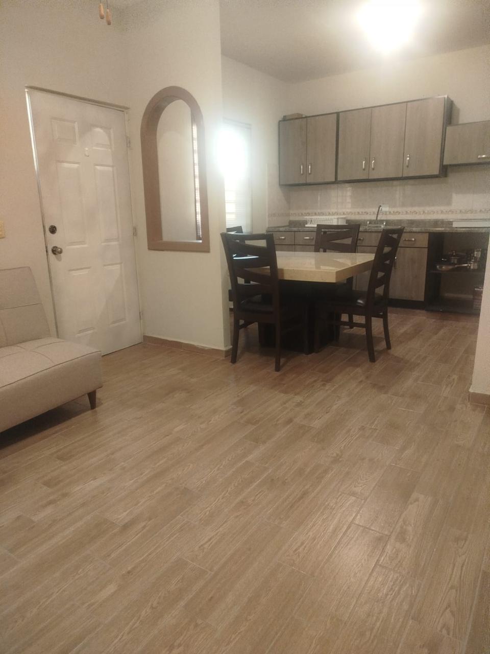 Departamento en Renta en Los Pinos