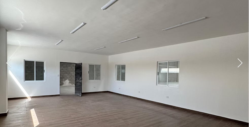 Nave Industrial en Venta en regio parque santa catarina