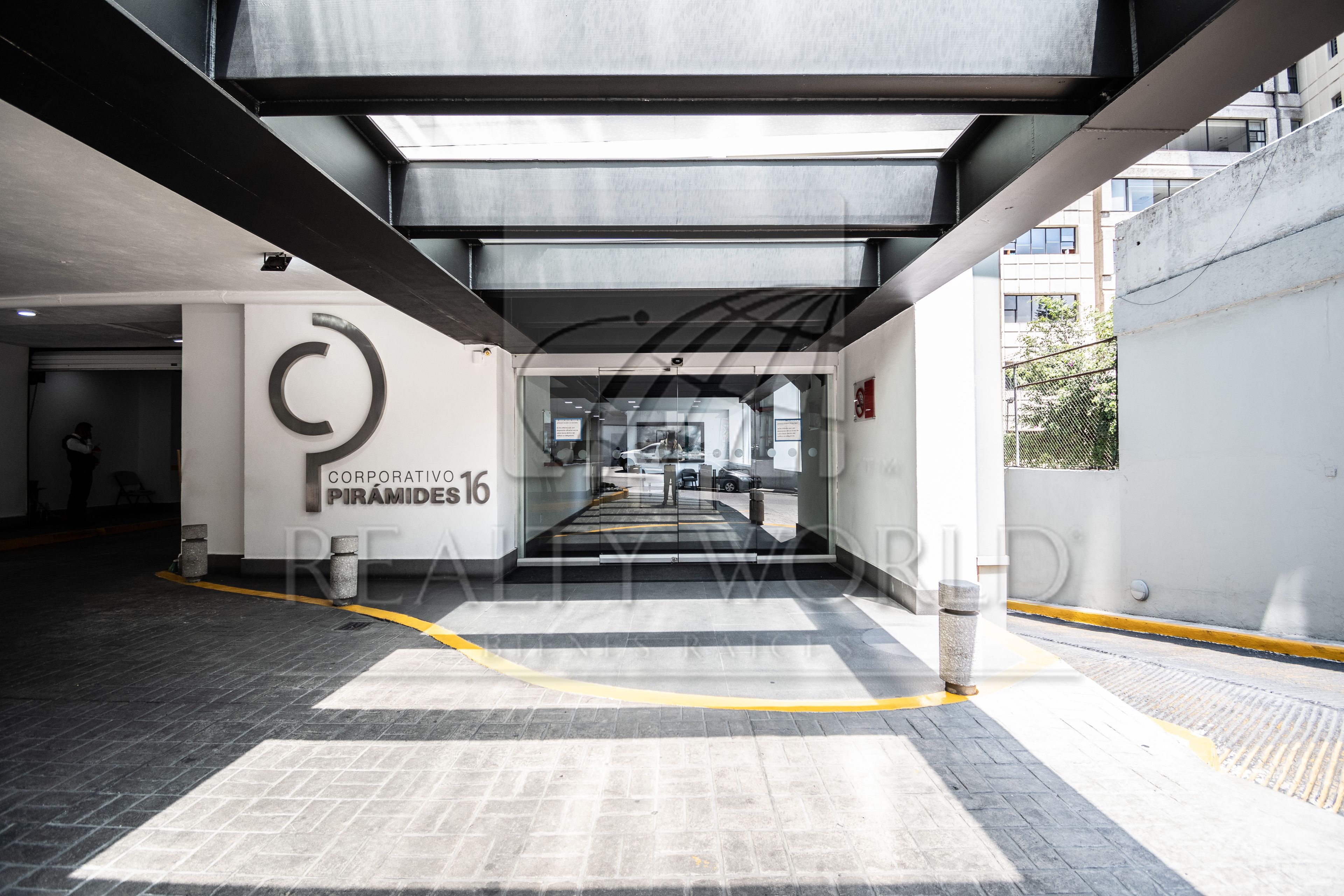 Oficina en Renta en Lomas de Tecamachalco