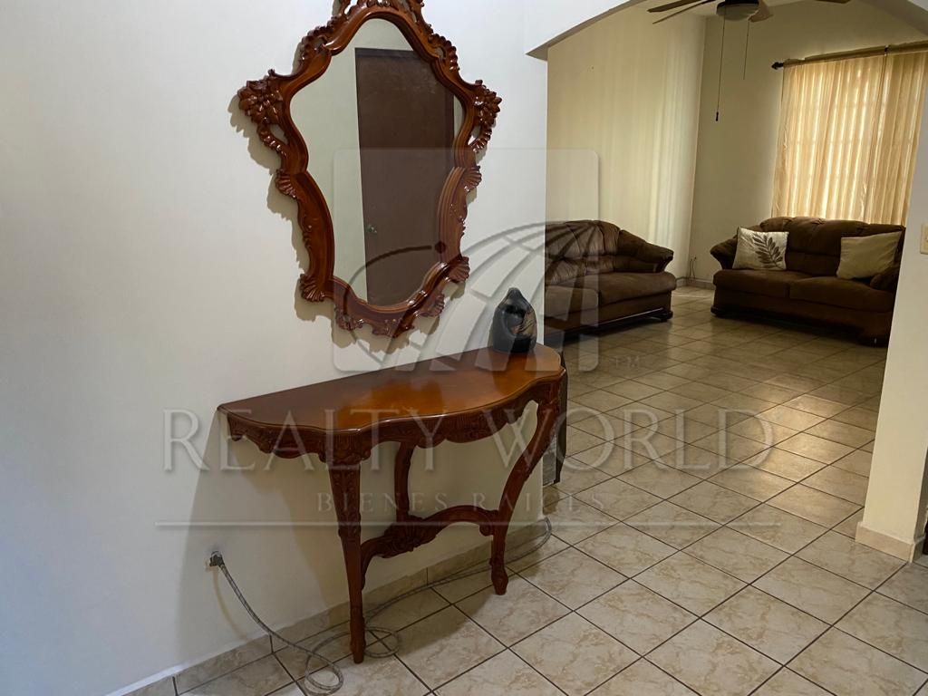 Casa en Renta en Viejo Roble