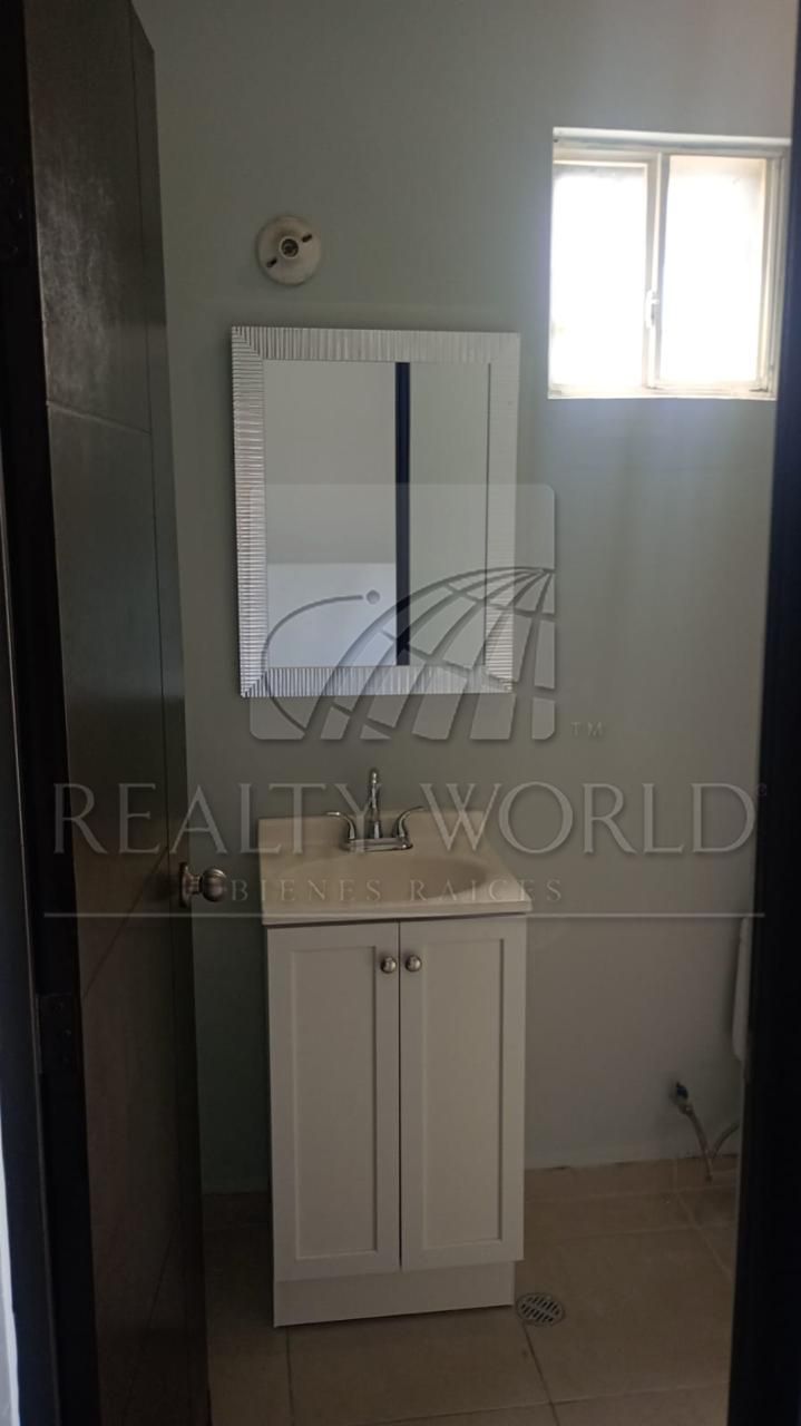 Casa en Renta en Privadas Diamante