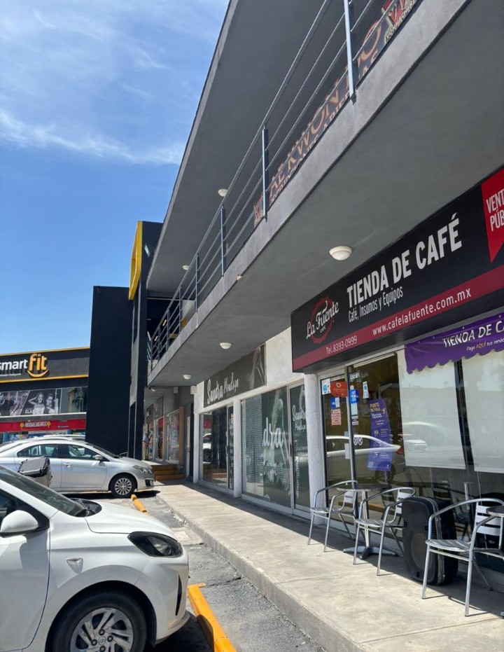 Local en Renta en PLAZA RINCON DE LA SIERRA